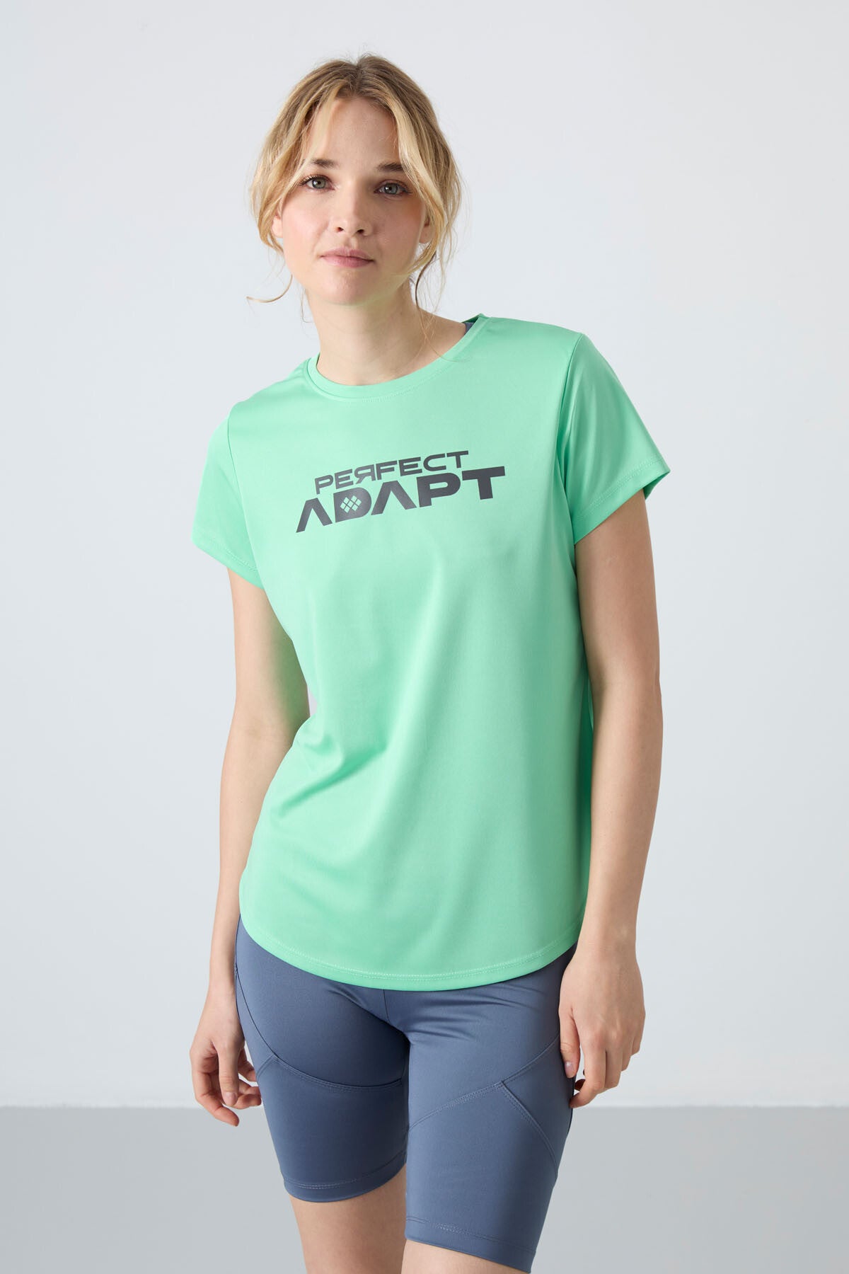 Forest Green Polyester Breathable Textured Thin Flexible Standard Fit Performance Women's T-Shirt - 97283