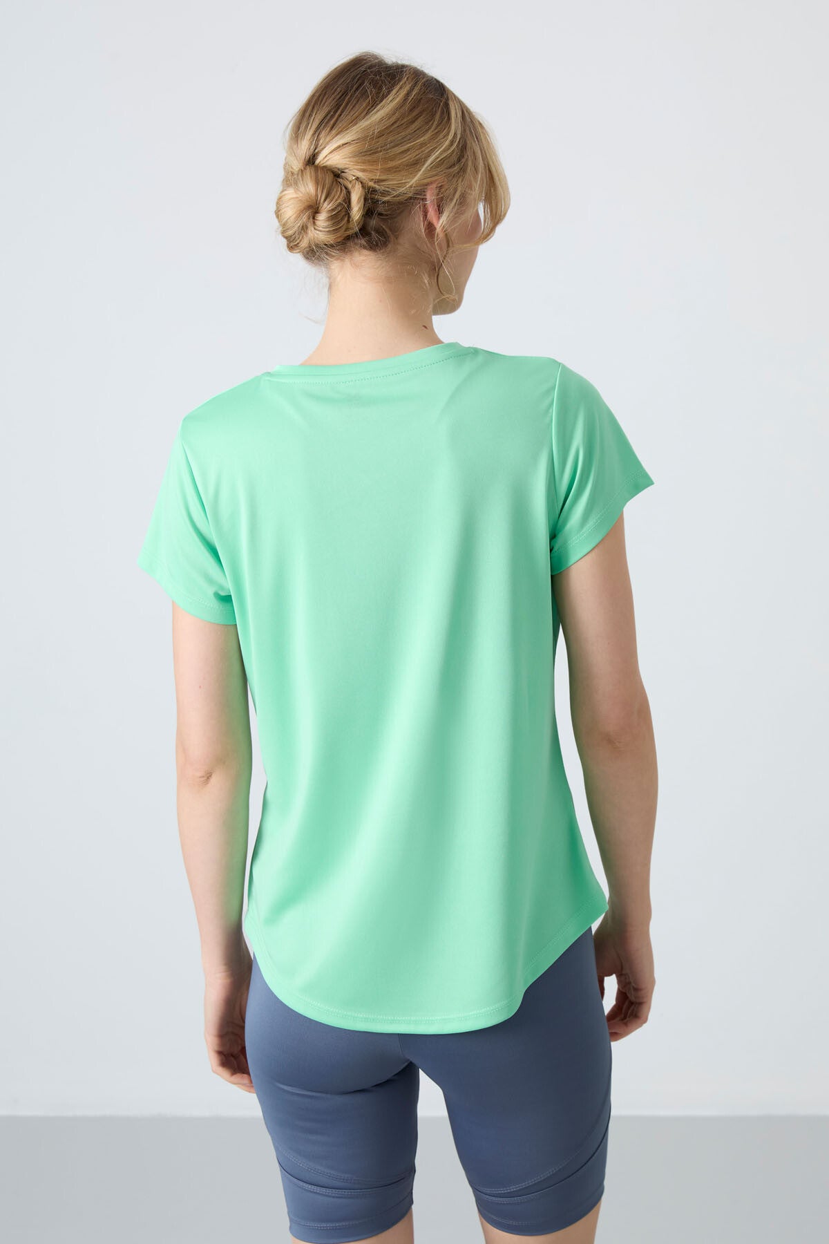 Forest Green Polyester Breathable Textured Thin Flexible Standard Fit Performance Women's T-Shirt - 97283