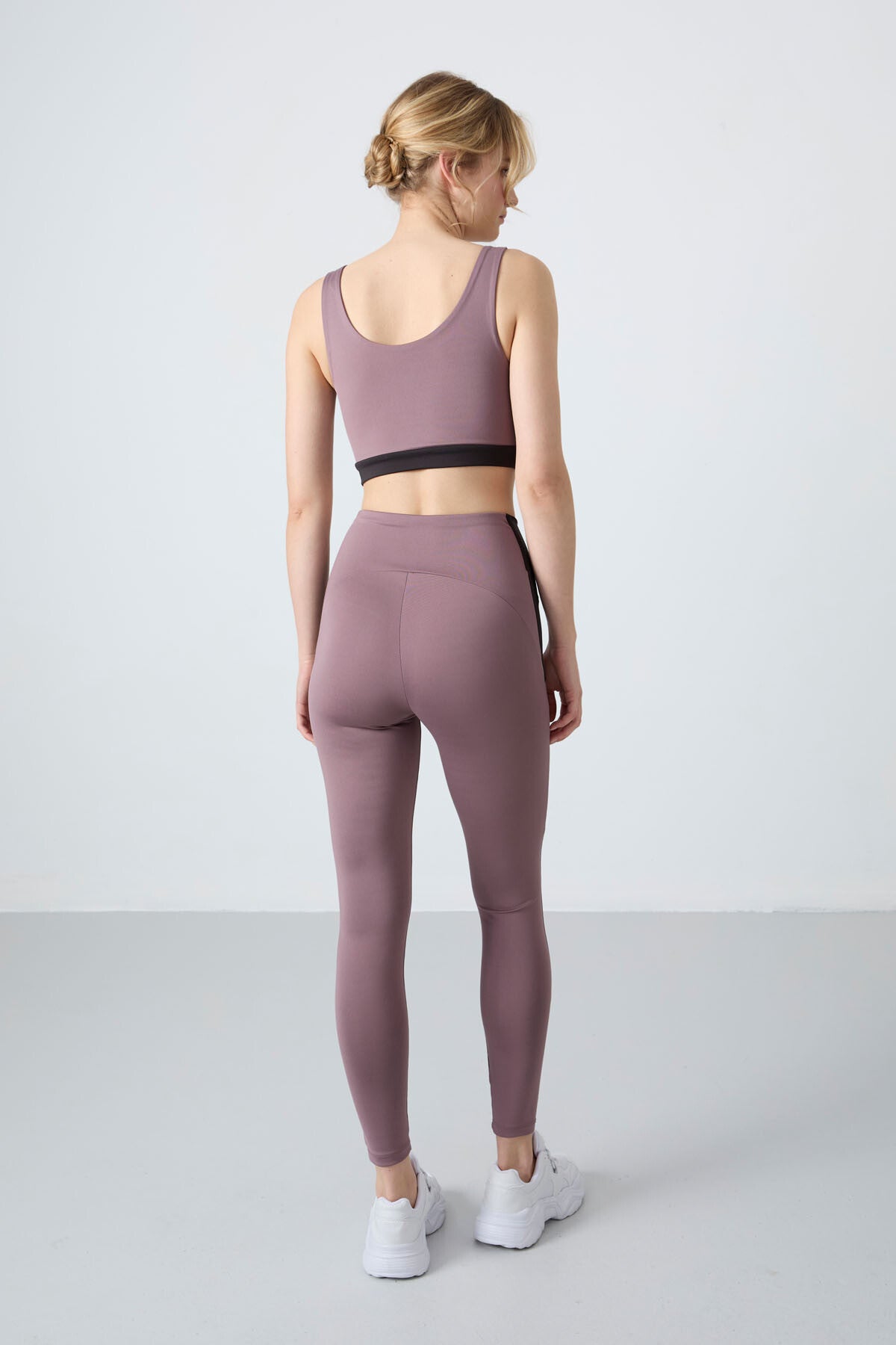 Dried Rose Polyester Flexible Standard Fit Performance Women's Tights Set - 95334