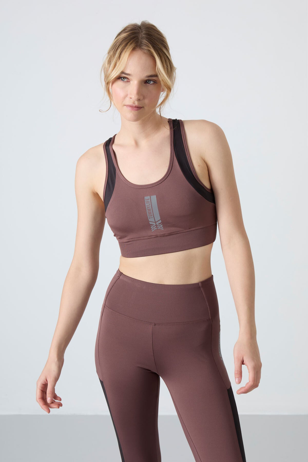 Coffee Brown Polyester Flexible Standard Fit Performance Women's Tights Set - 95332