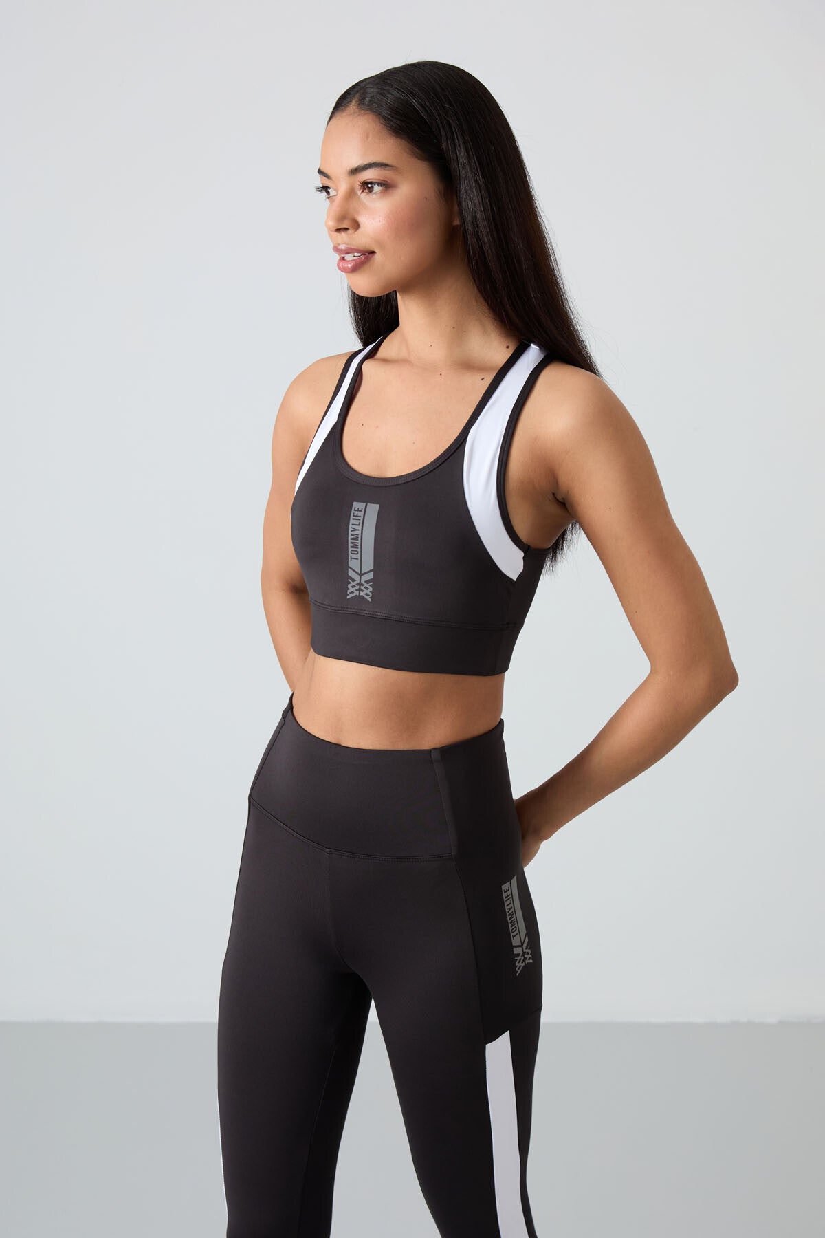 Black Polyester Flexible Standard Fit Performance Women's Tights Set - 95332