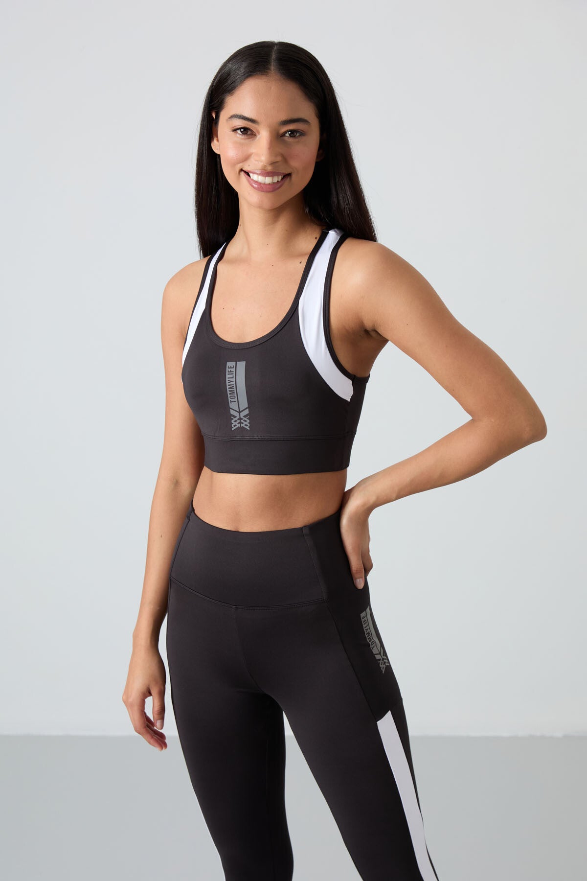 Black Polyester Flexible Standard Fit Performance Women's Tights Set - 95332