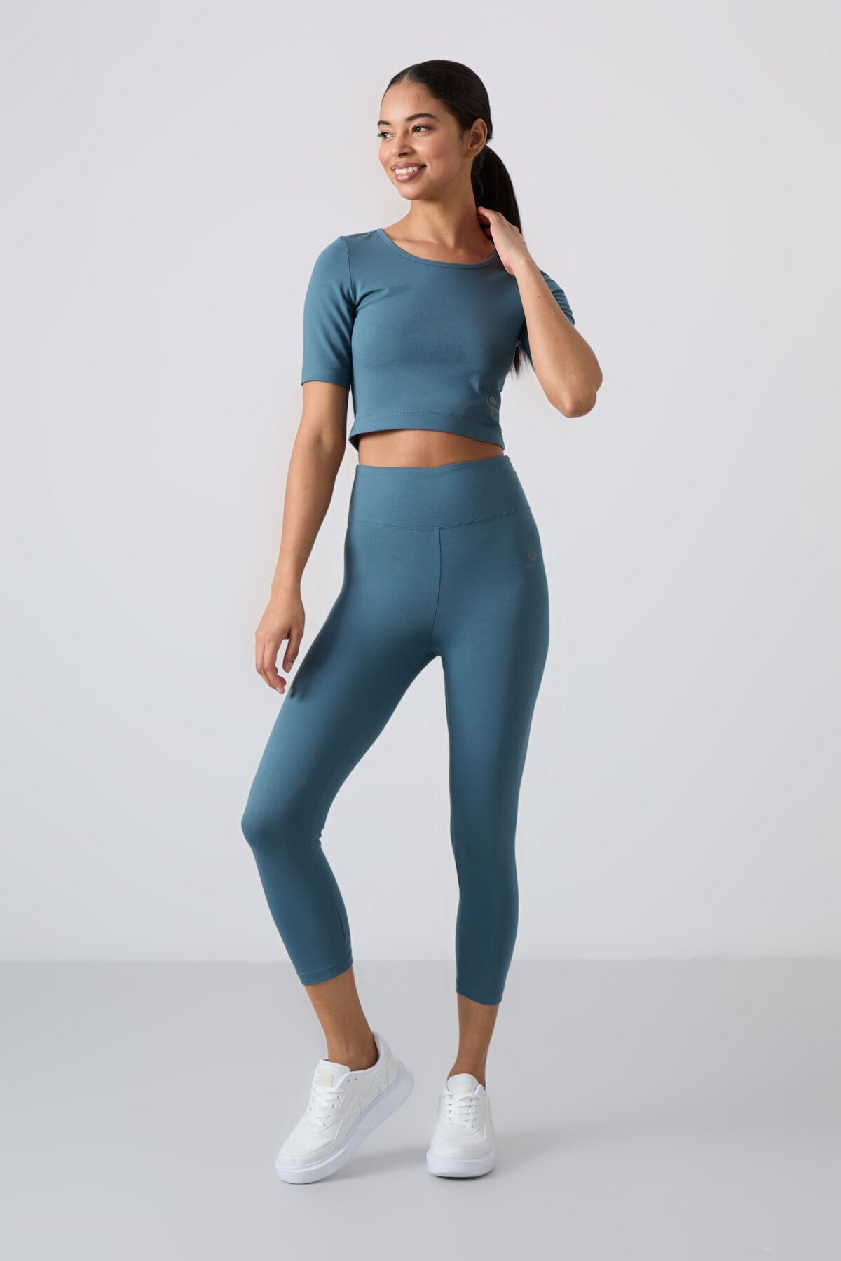 Forest Green High Waist Capri-Crop T-Shirt Slim Fit Women's Tights Set - 95285