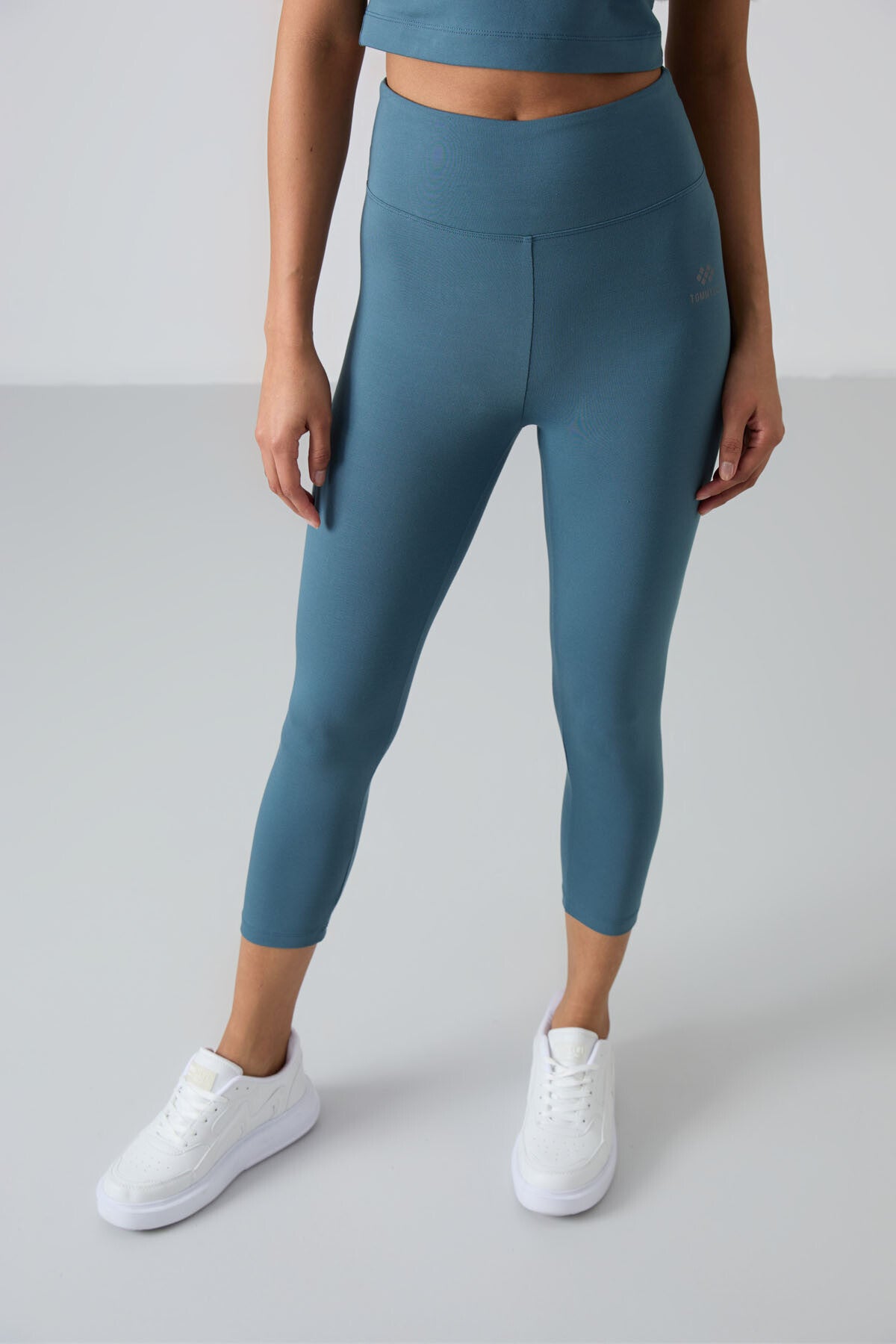 Forest Green High Waist Capri-Crop T-Shirt Slim Fit Women's Tights Set - 95285