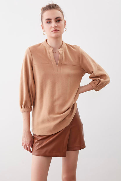 BABY COLLAR HALF-SLEEVE KNITTED BLOUSE