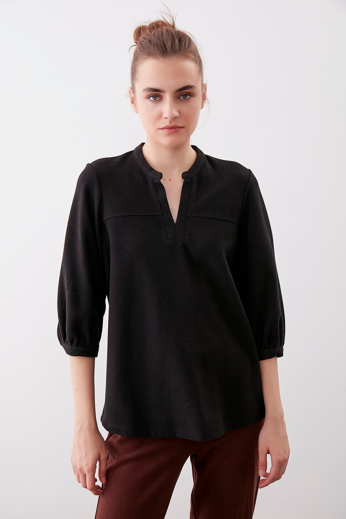BABY COLLAR HALF-SLEEVE KNITTED BLOUSE