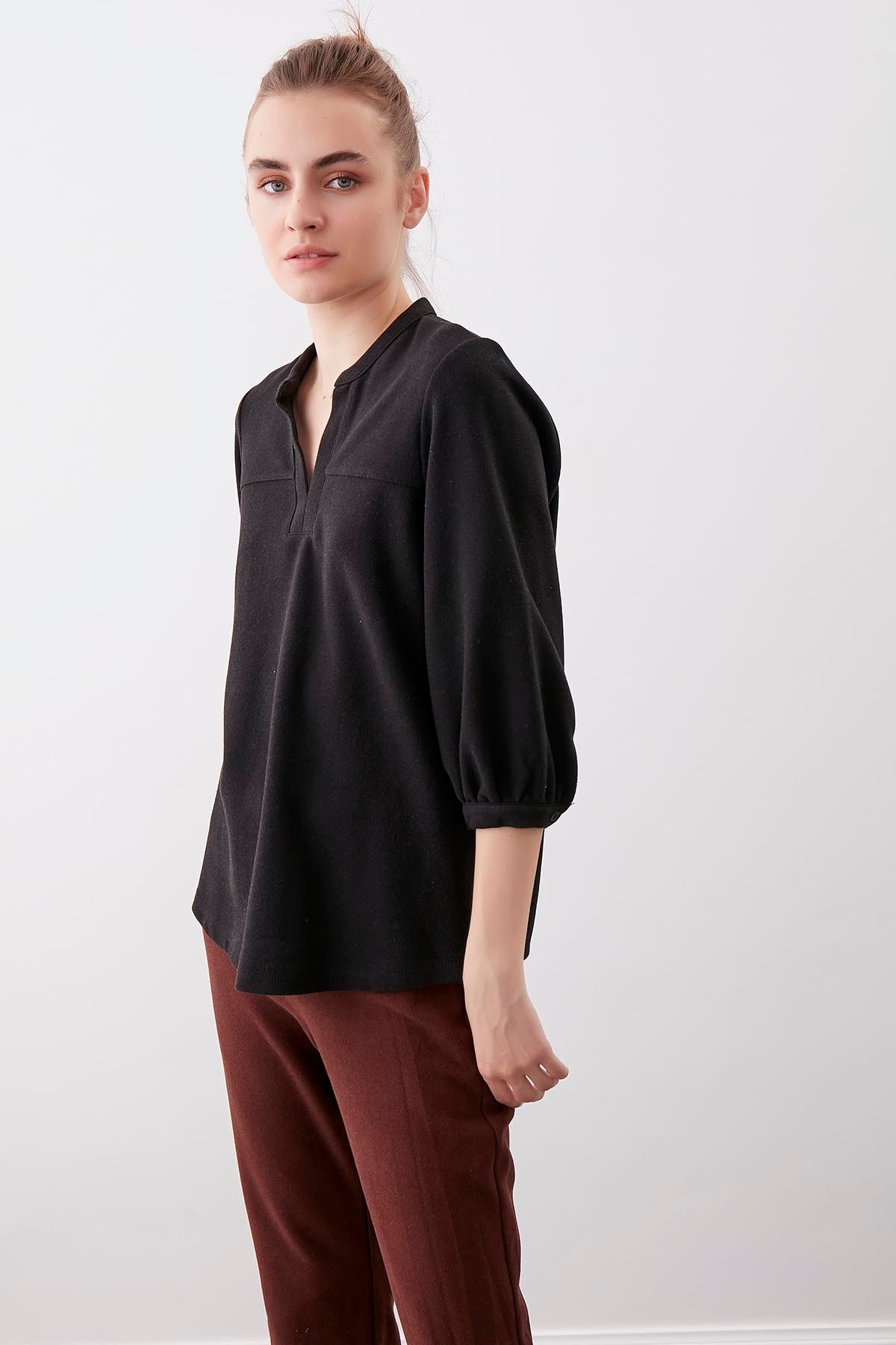 BABY COLLAR HALF-SLEEVE KNITTED BLOUSE
