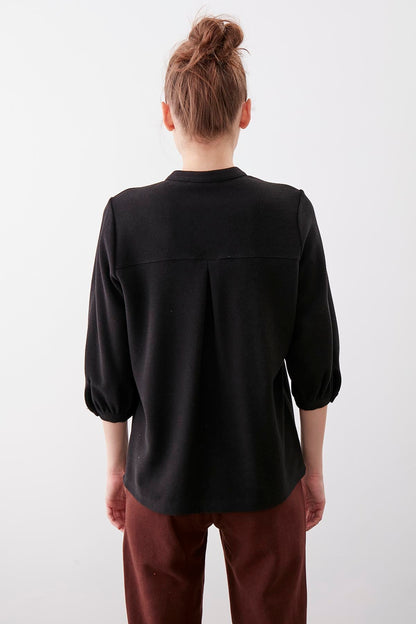 BABY COLLAR HALF-SLEEVE KNITTED BLOUSE