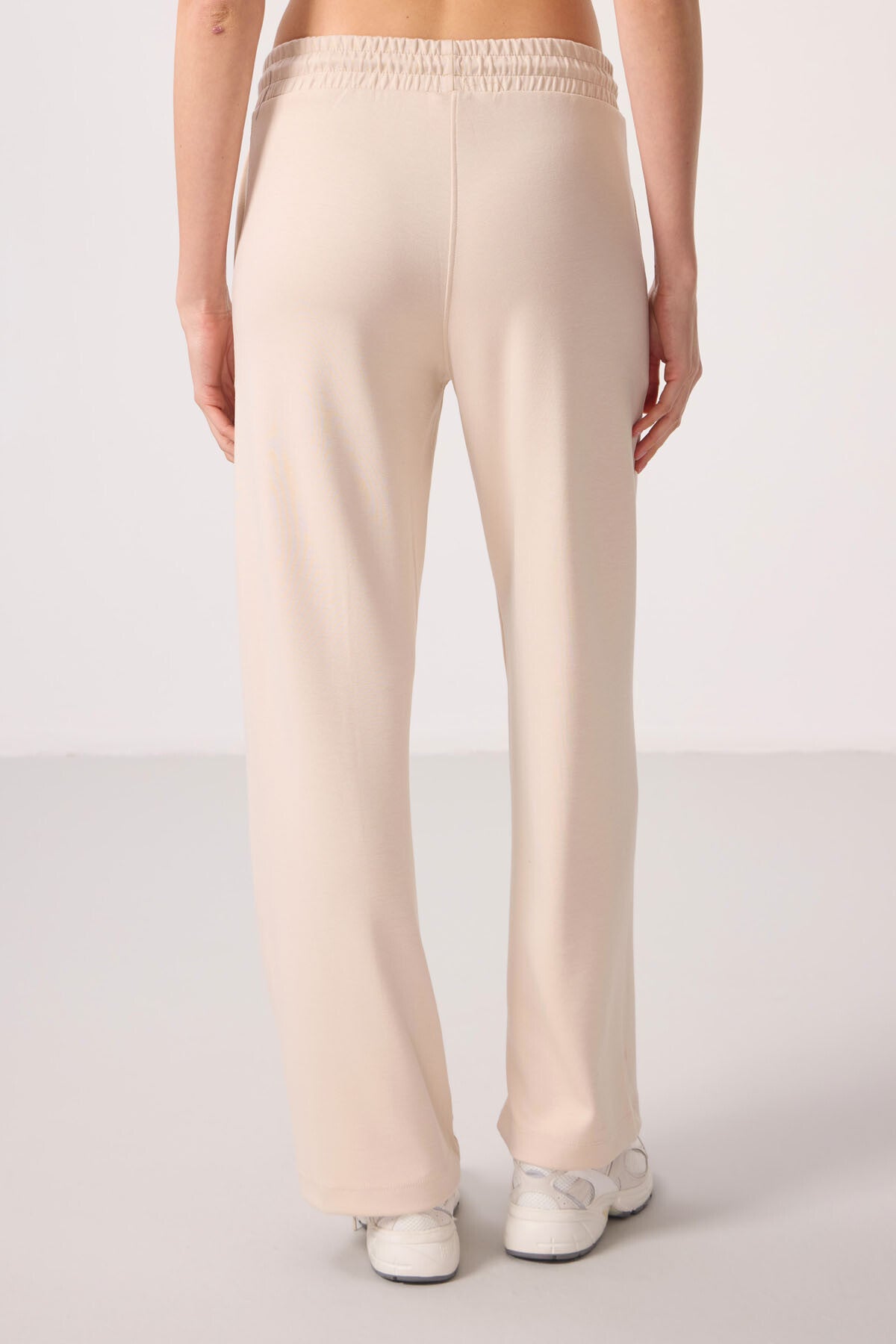 Soft Textured Pocketed Front Seam Detailed Women's Palazzo Pants - 94670