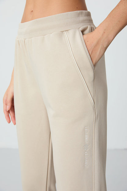 Compact Beige Cotton Thick Smooth Textured Standard Fit Women's Tracksuit Bottom - 94660