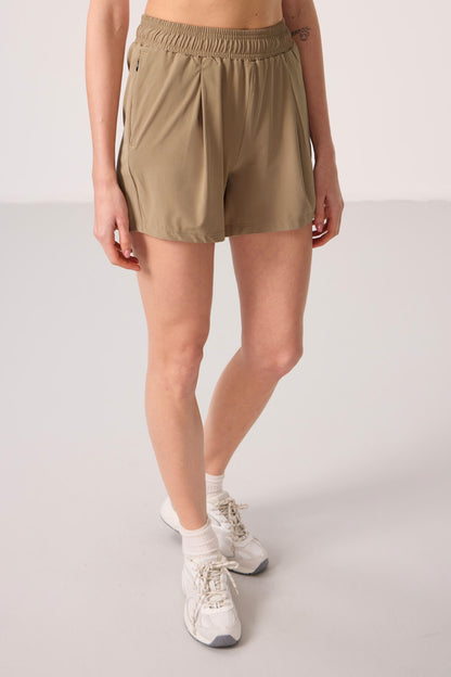 Polyester Hidden Pocket Zippered Comfort Fit Women's Shorts - 91014