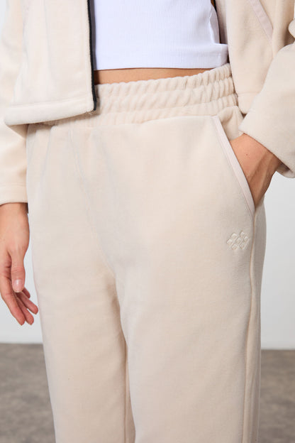 Thick Soft Textured Hooded Oversize Embroidered Fleece Women's Tracksuit Set -95338