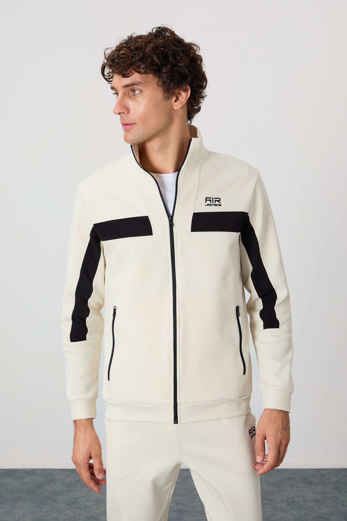 Textured Surface Standard Fit Embroidered Men's Tracksuit Set - 85248