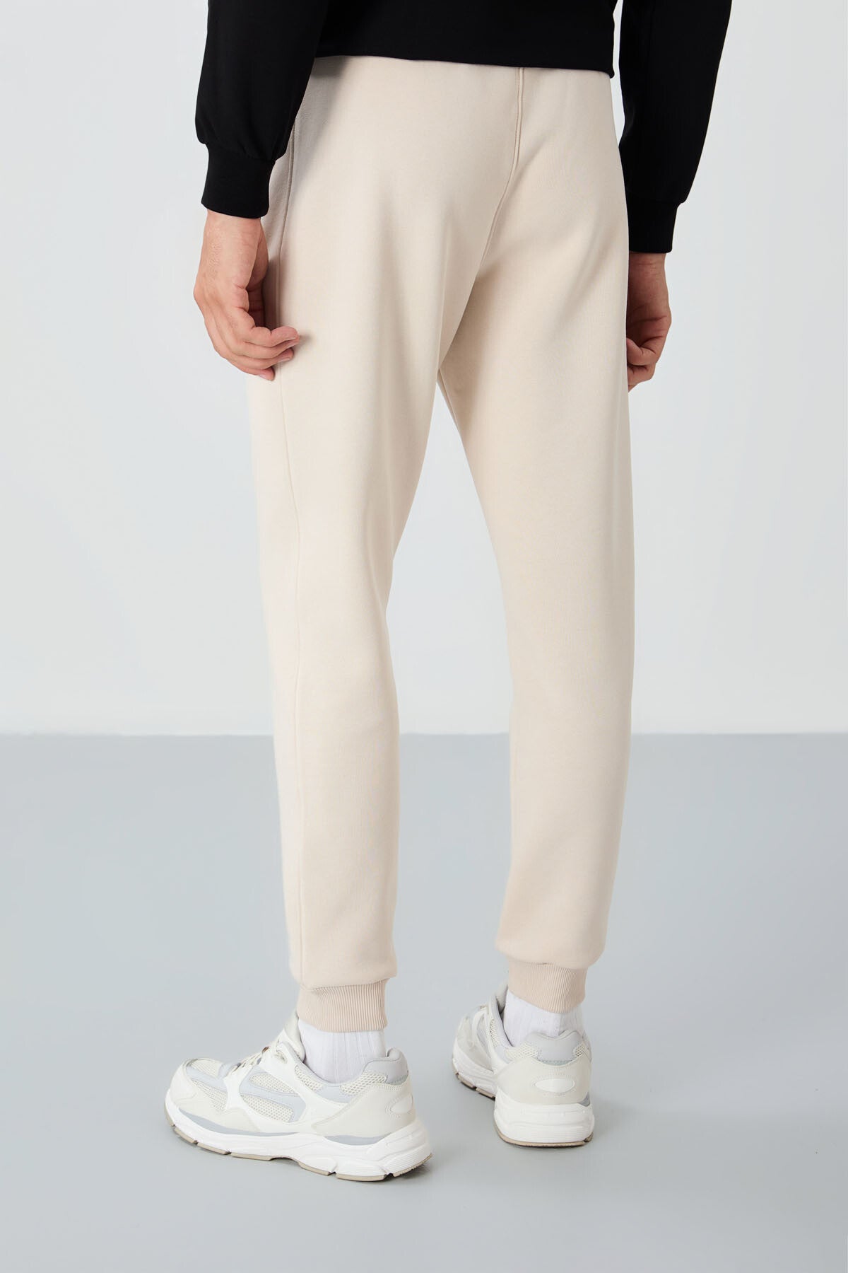 Cesar Bej Striped Men's Tracksuit Bottom - 84929