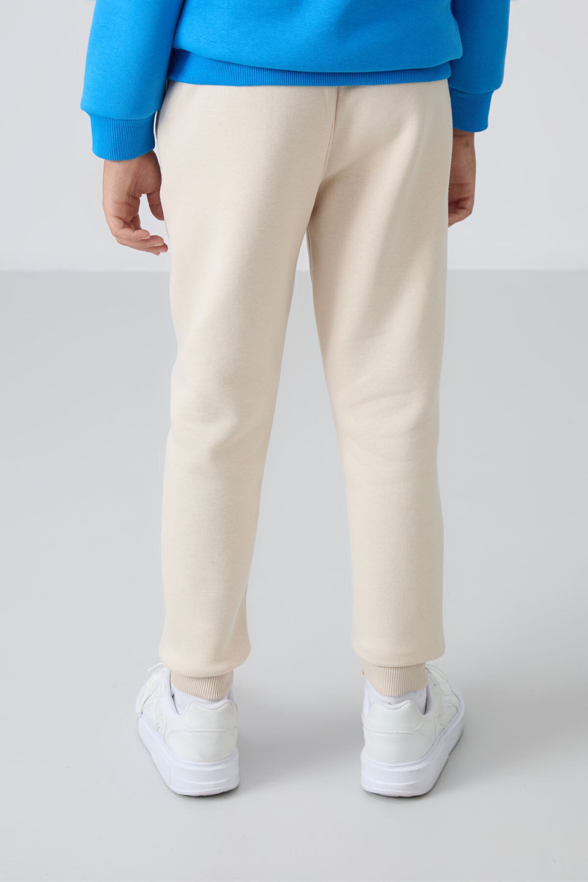 Cotton Thick Inner Fluffy Soft Textured Standard Fit Embroidered Boys Tracksuit Bottom - 11224