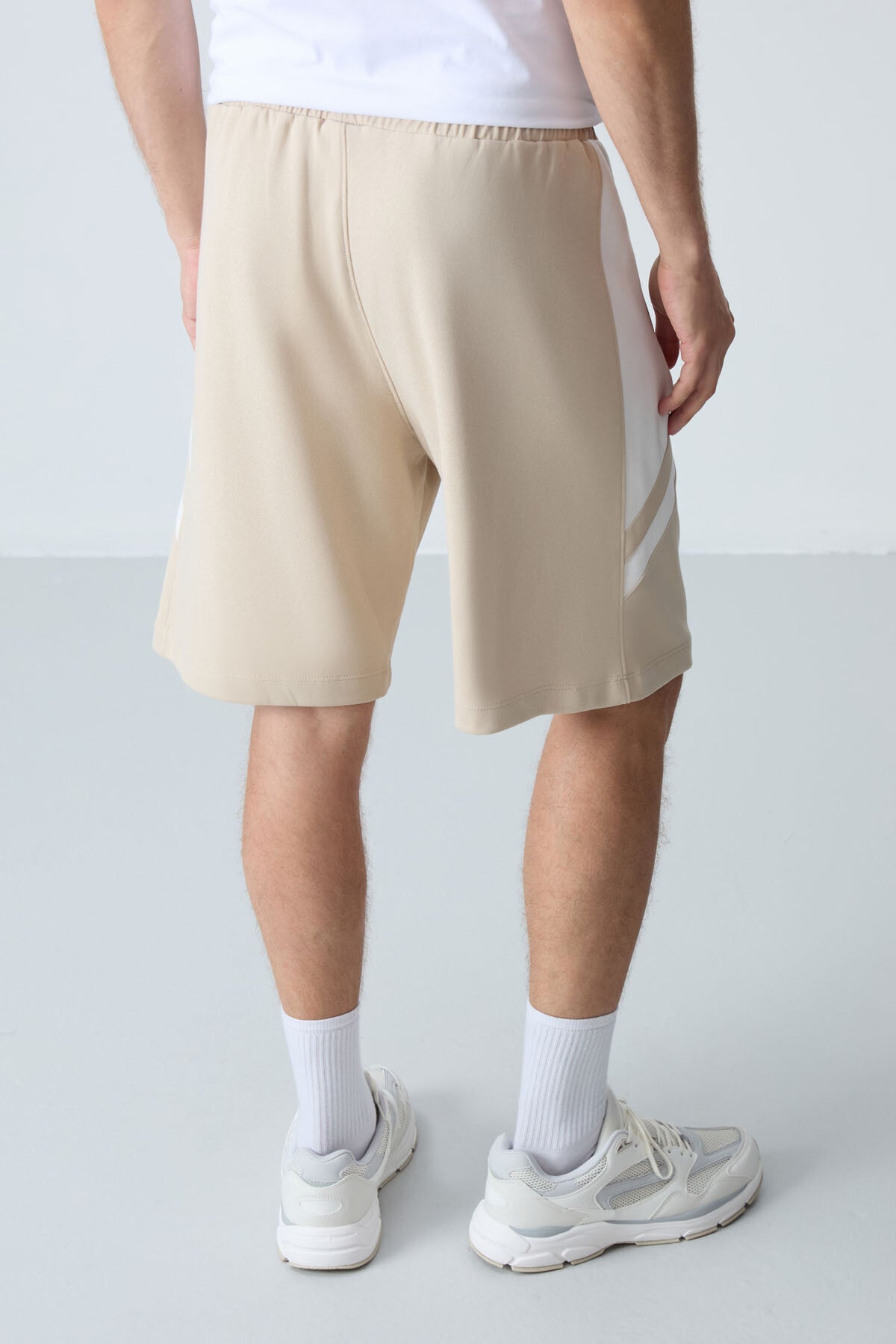 Cotton Thick Soft Textured Standard Fit Basic Men's Shorts - 81281