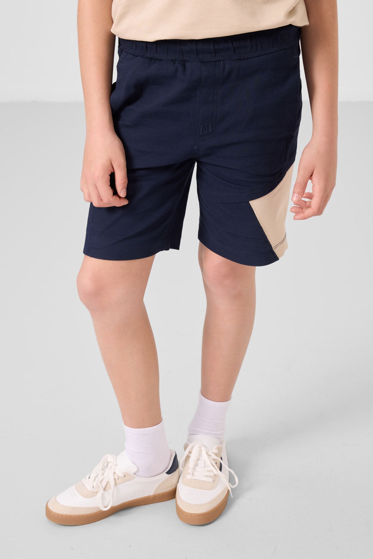 Beige-Navy Cotton Oversize Fit Weaving Lightweight Flexible Chino Boy Shorts Set - 11275