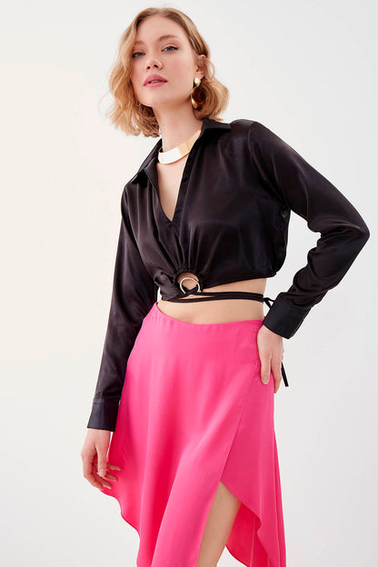 WAIST-PARTED CROP SATEN BLOUSE
