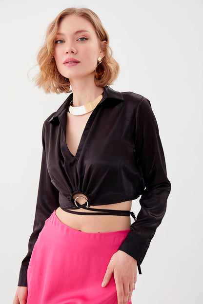 WAIST-PARTED CROP SATEN BLOUSE