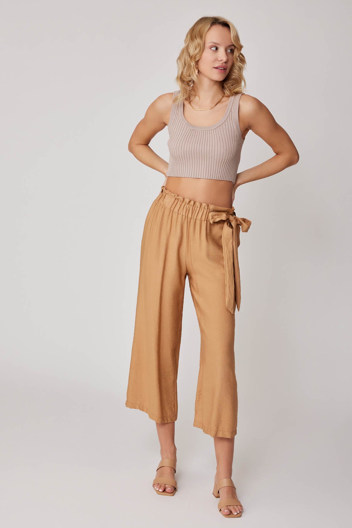 SIDE-BOW BELT WIDE-LEG CROP TROUSERS