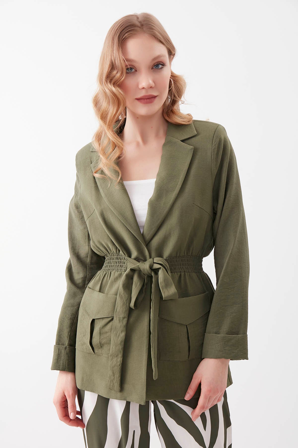 JACKET WITH WAIST TIE