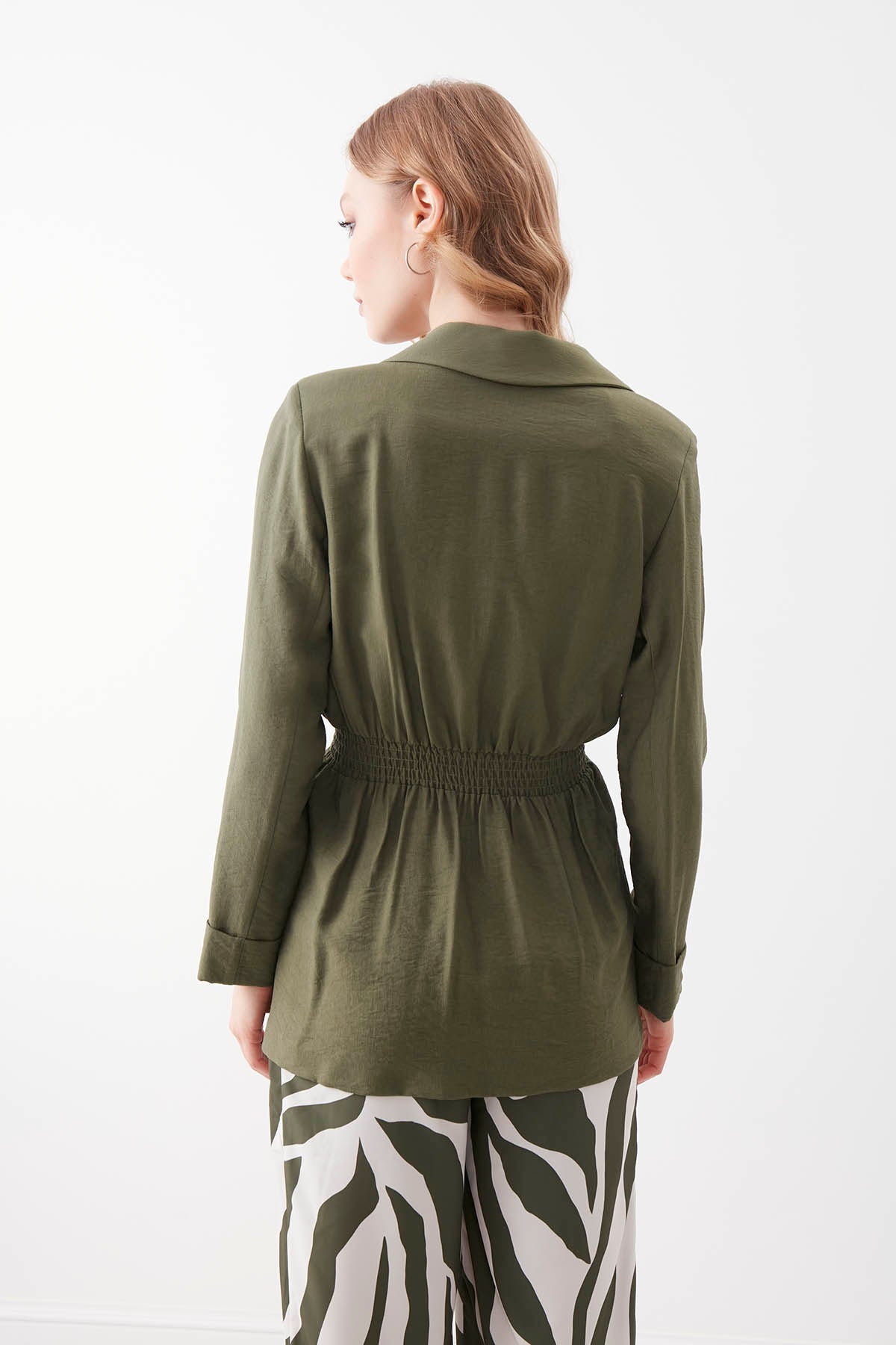 JACKET WITH WAIST TIE