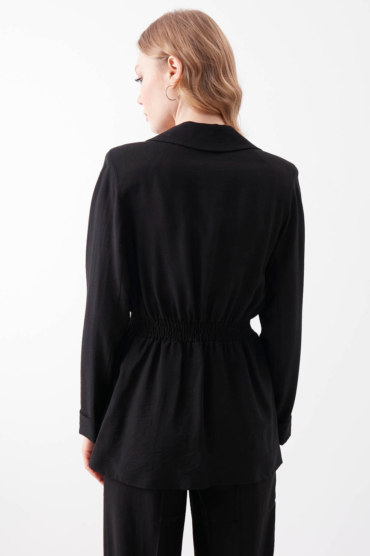 JACKET WITH WAIST TIE