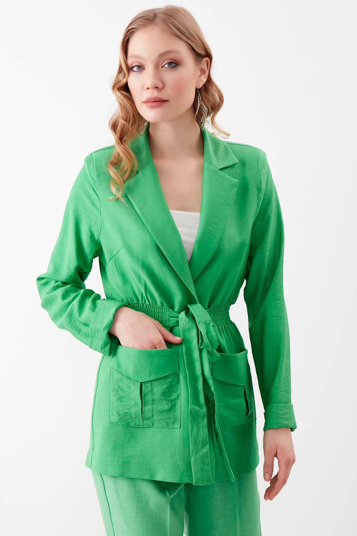 JACKET WITH WAIST TIE