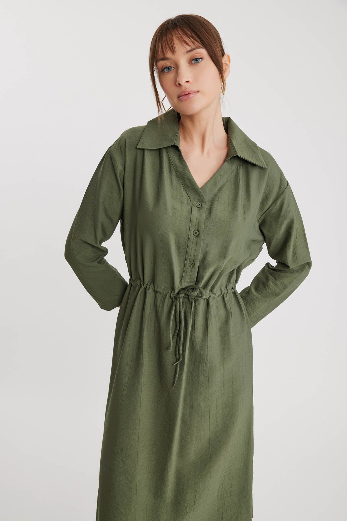 DRESS WITH BELT-BENT CRINKLE BUTTON