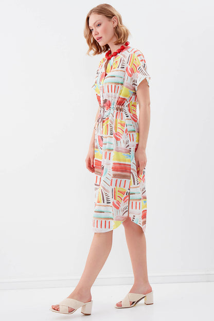SHORT SLEEVE DRESS WITH WAIST-BENT FRONT BUTTON
