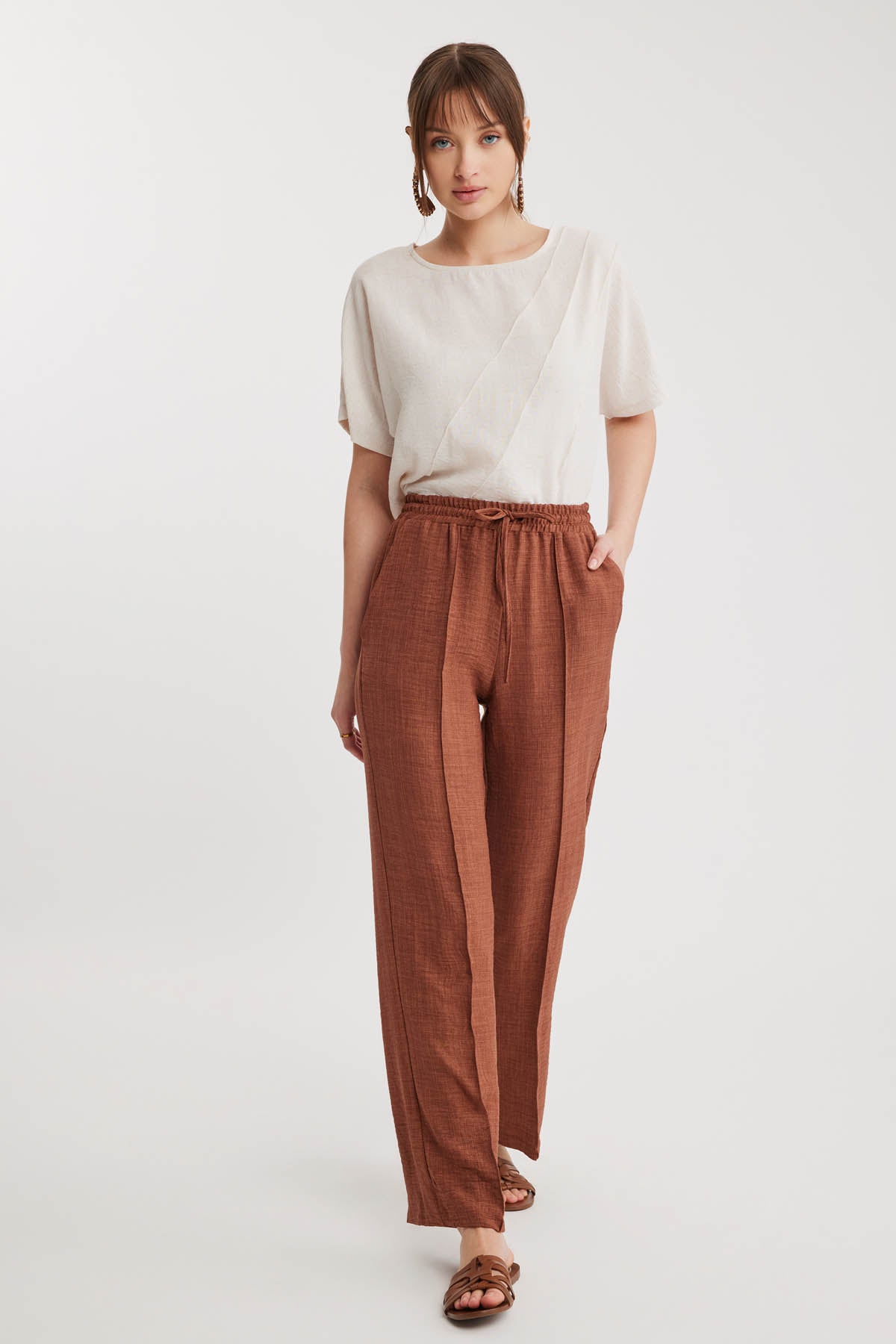 LACED TROUSERS
