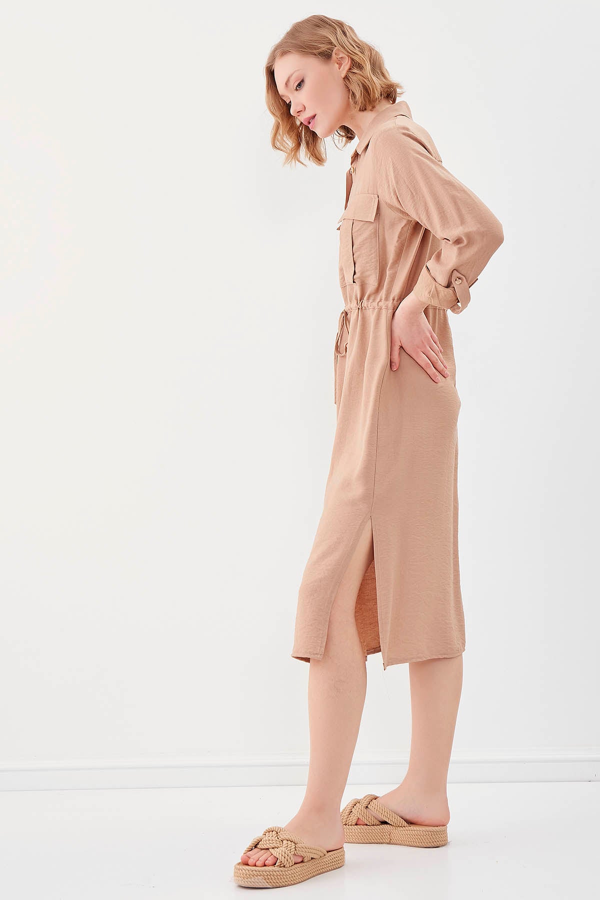 DUAL POCKET SHIRT DRESS WITH TIE-UP