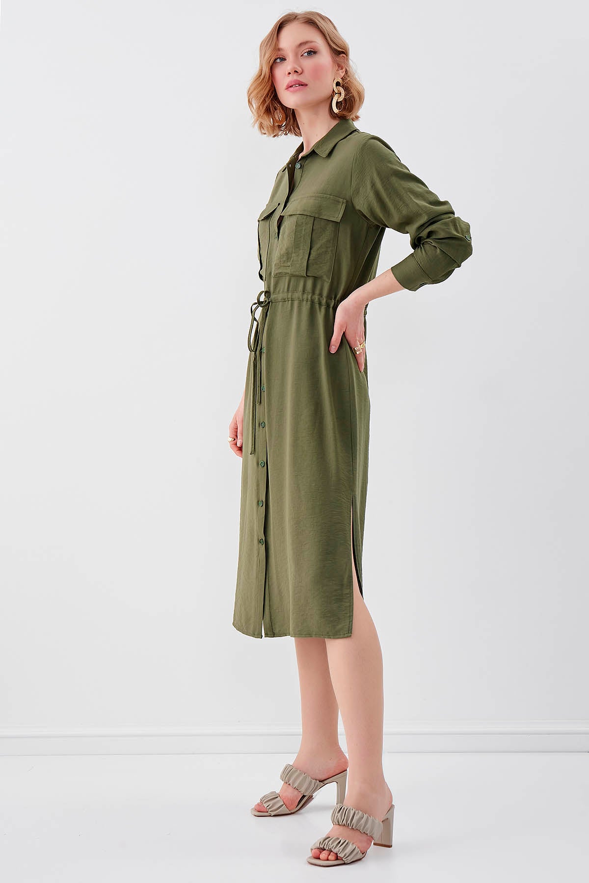 DUAL POCKET SHIRT DRESS WITH TIE-UP