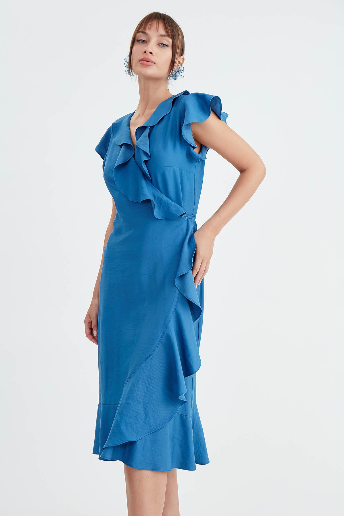 ELEGANT DRESS