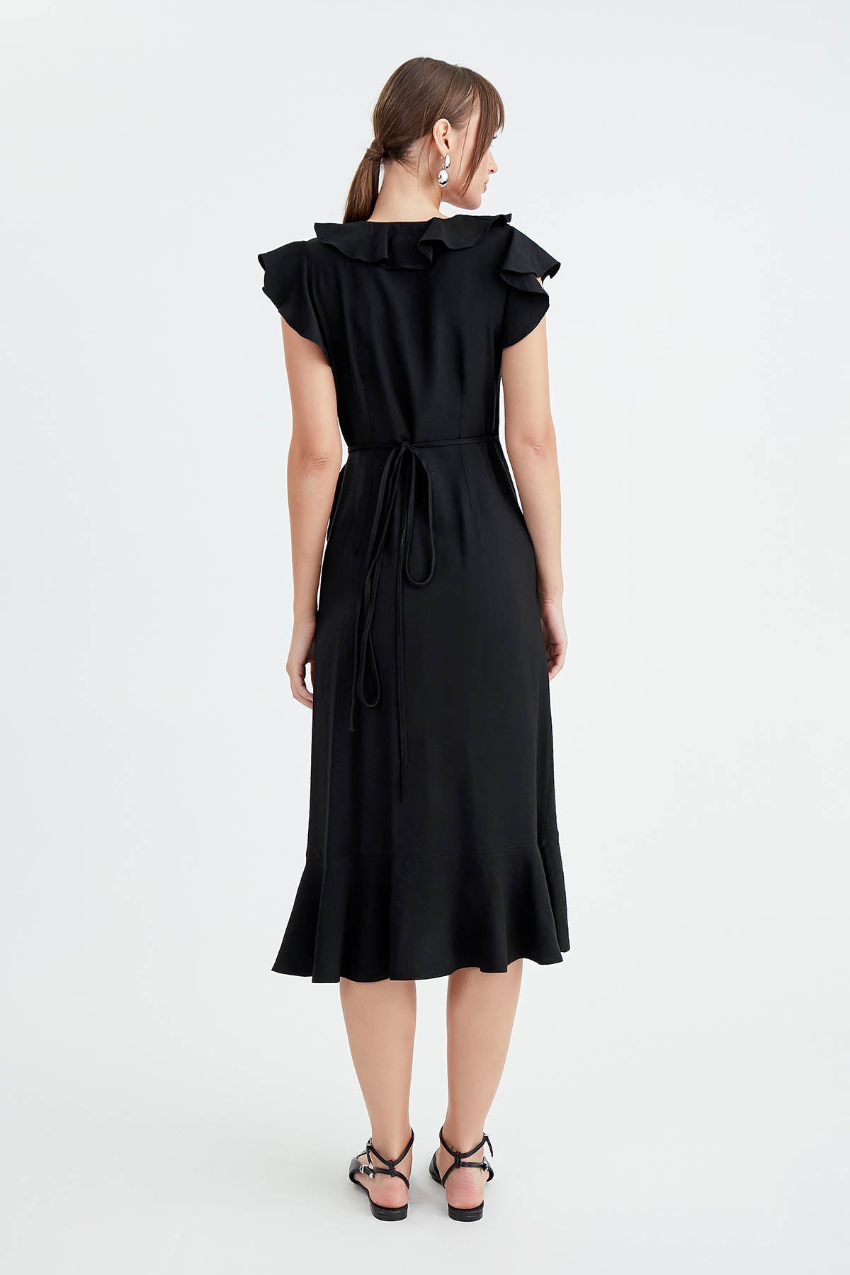 ELEGANT DRESS