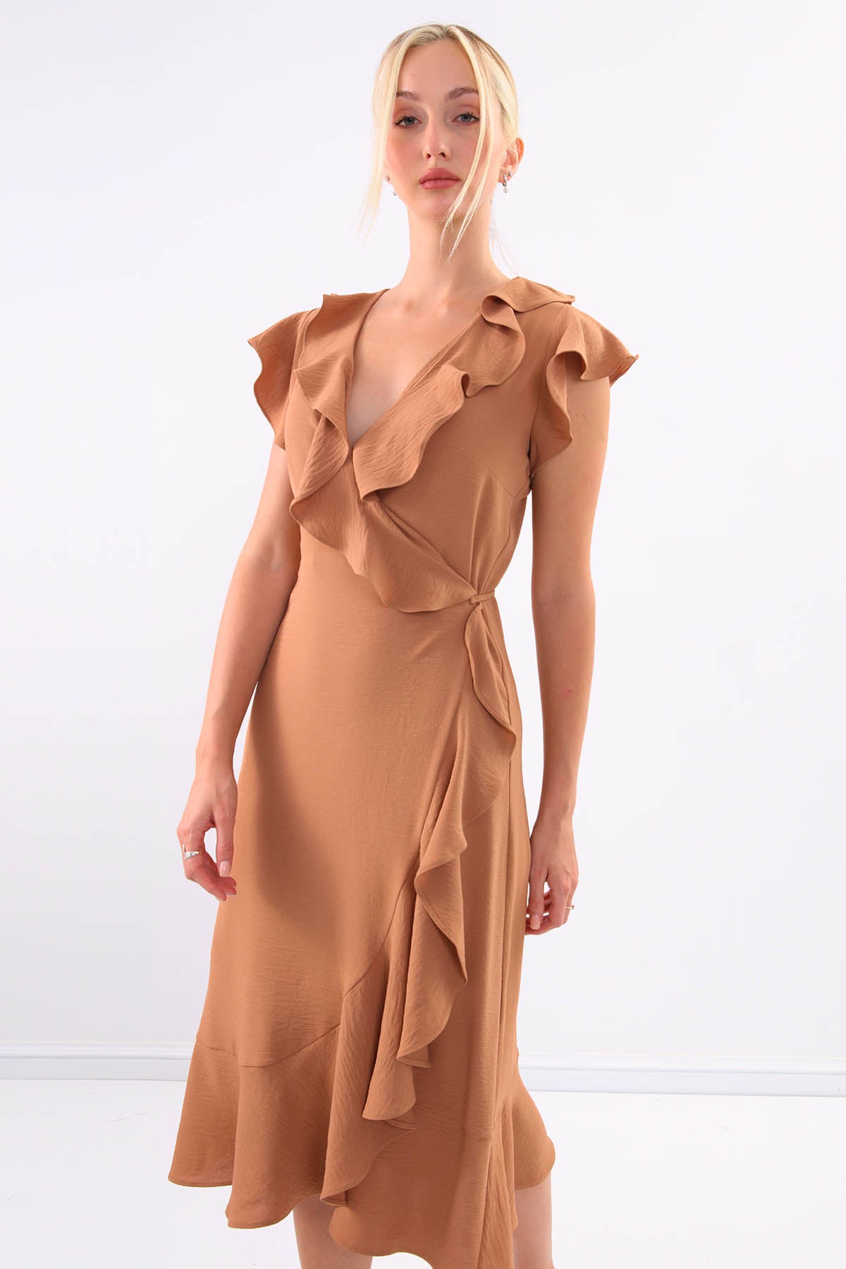 ELEGANT DRESS