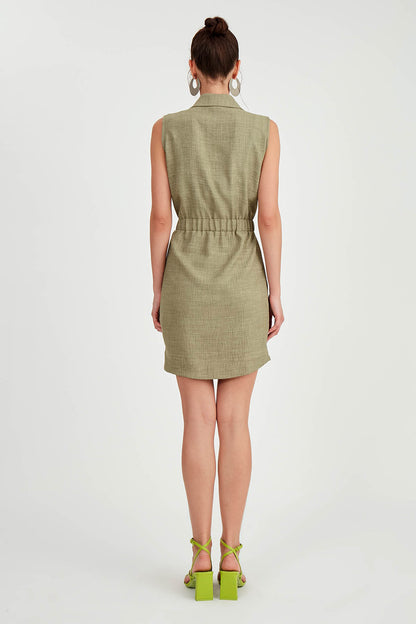 SLEEVELESS DRESS WITH WAIST-STRAPPED FRONT