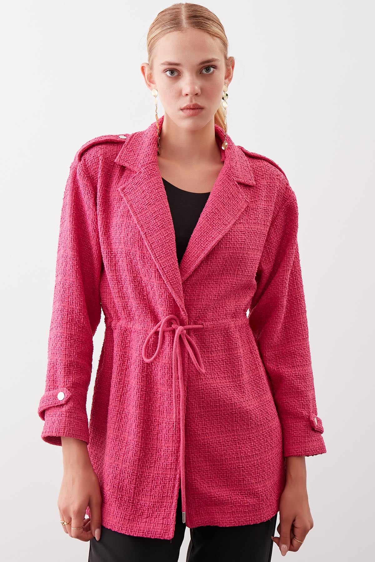 COMFORTABLE MID LENGTH JACKET