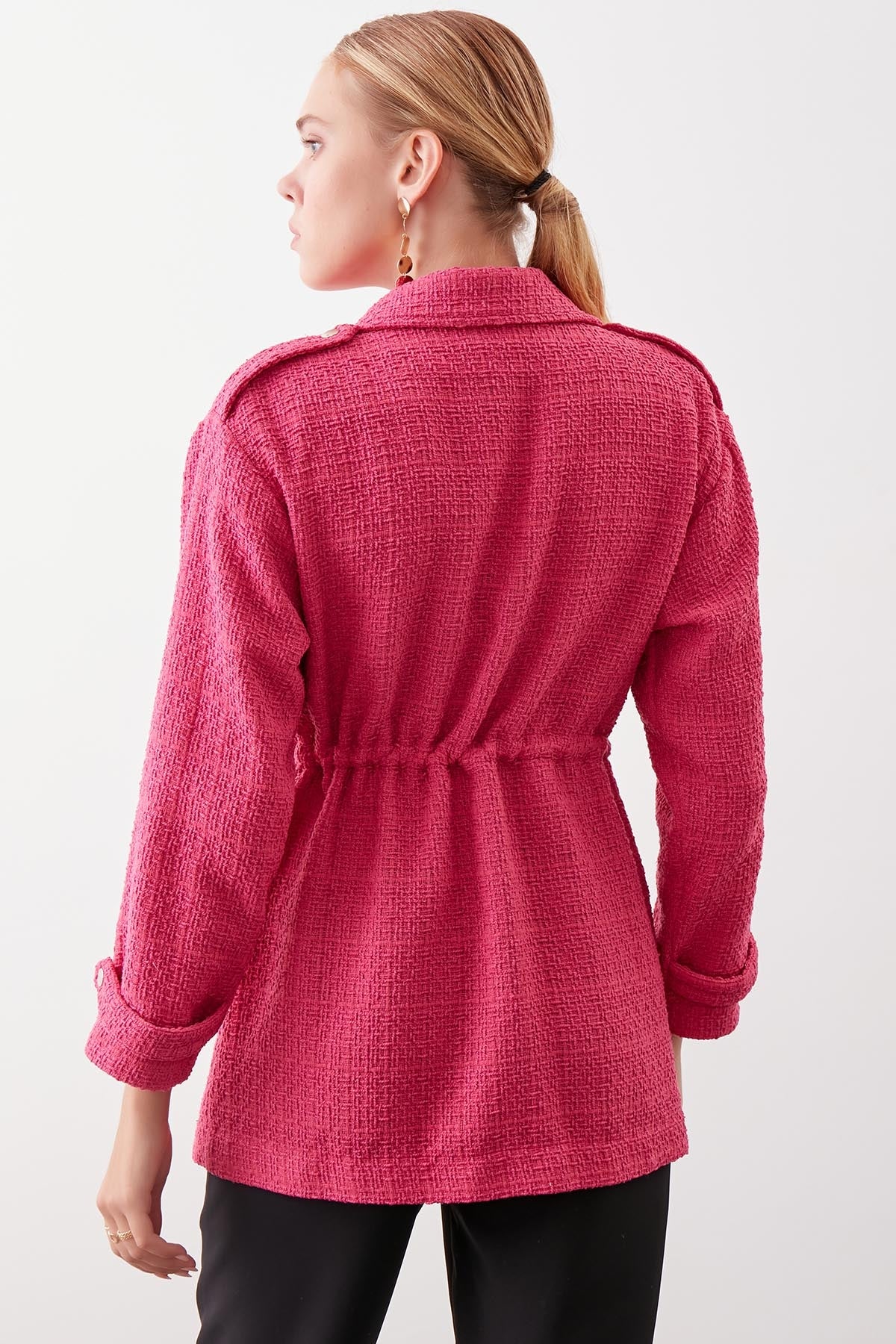 COMFORTABLE MID LENGTH JACKET