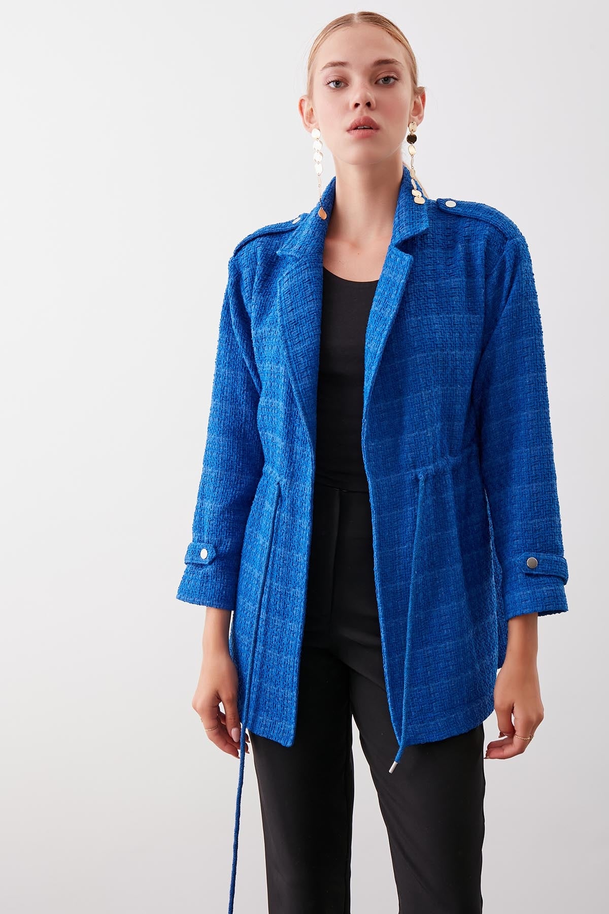 COMFORTABLE MID LENGTH JACKET
