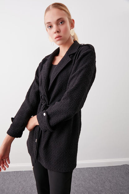 COMFORTABLE MID LENGTH JACKET