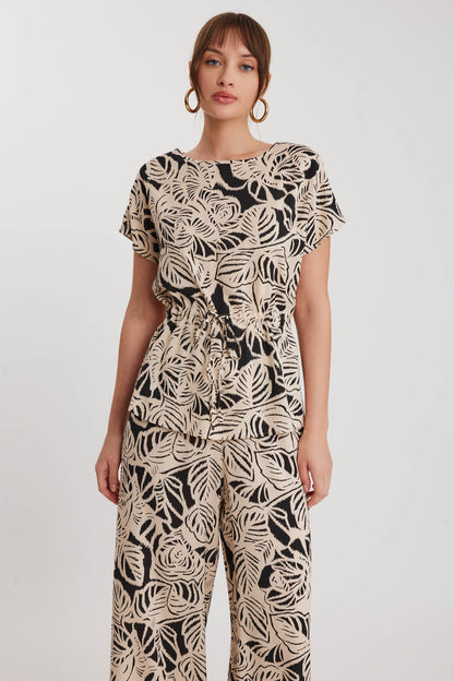SHORT SLEEVE BLOUSE WITH PATTERN