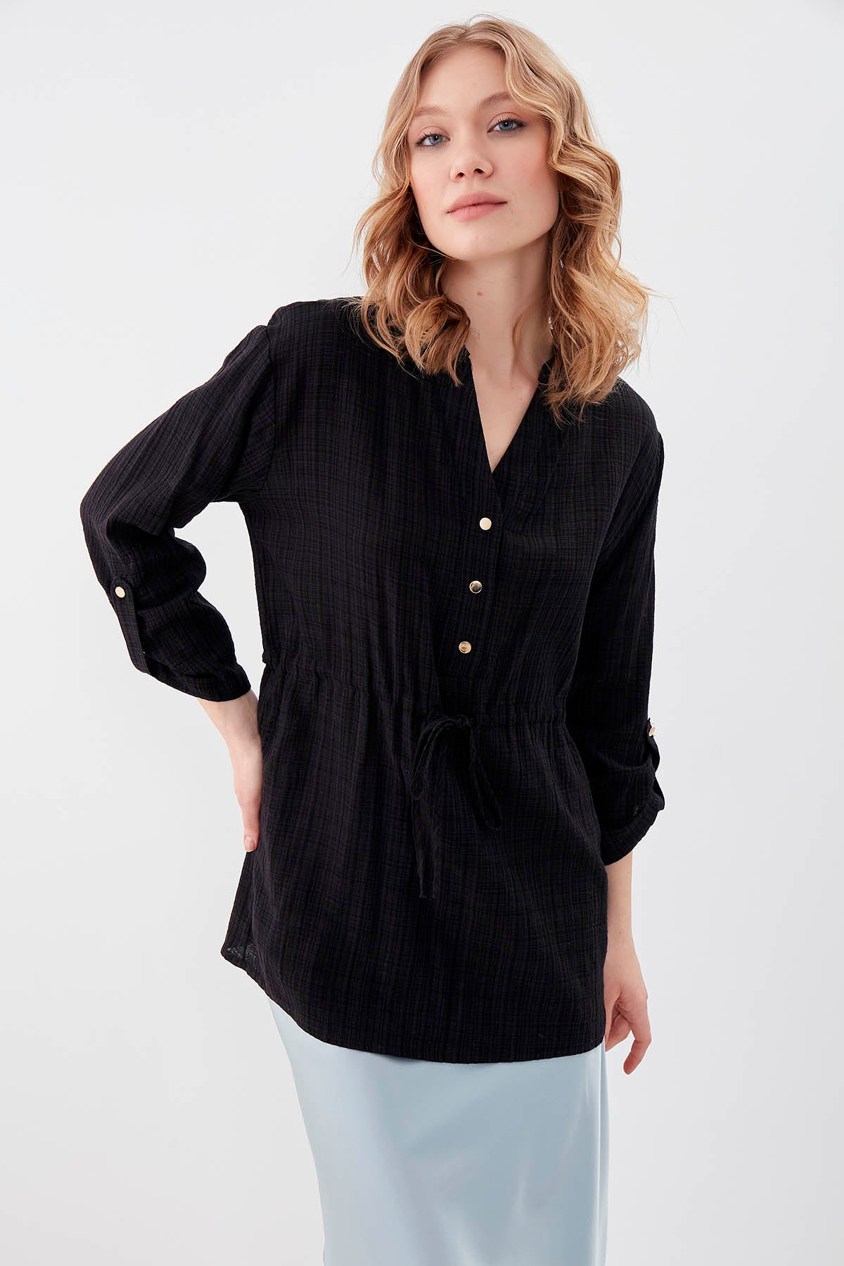 PLEATED LOOSE BLOUSE