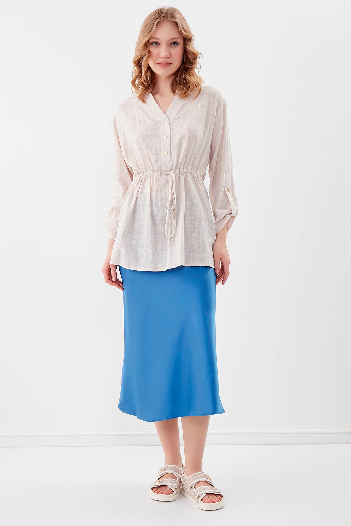 PLEATED LOOSE BLOUSE