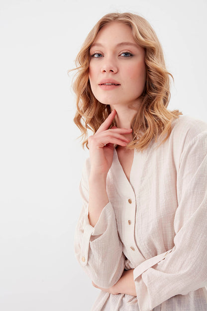 PLEATED LOOSE BLOUSE