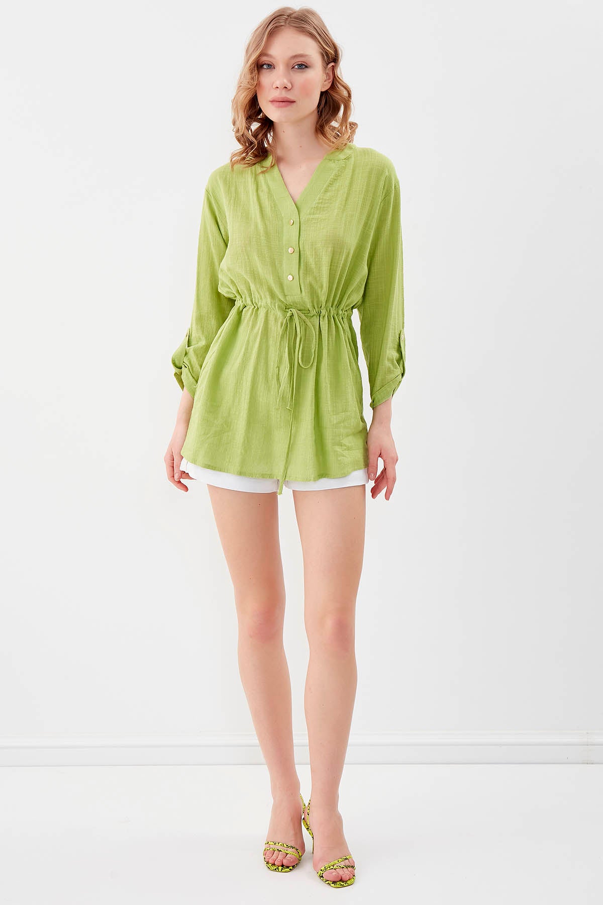 PLEATED LOOSE BLOUSE
