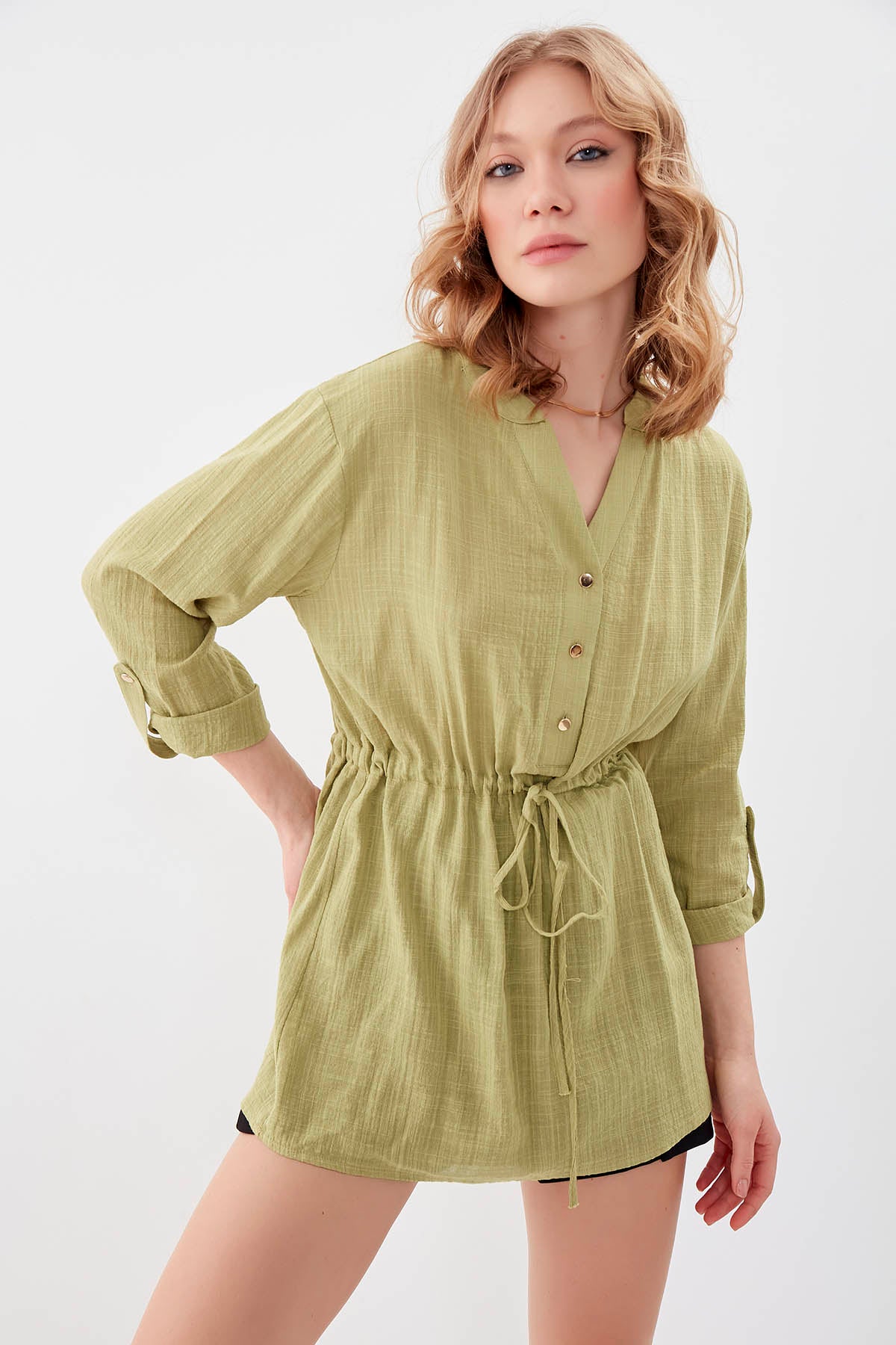 PLEATED LOOSE BLOUSE