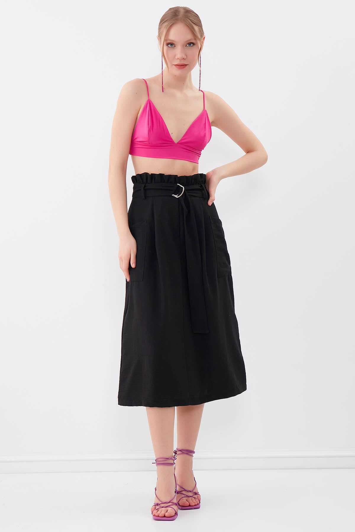 SKIRT WITH FRILLY ARCH