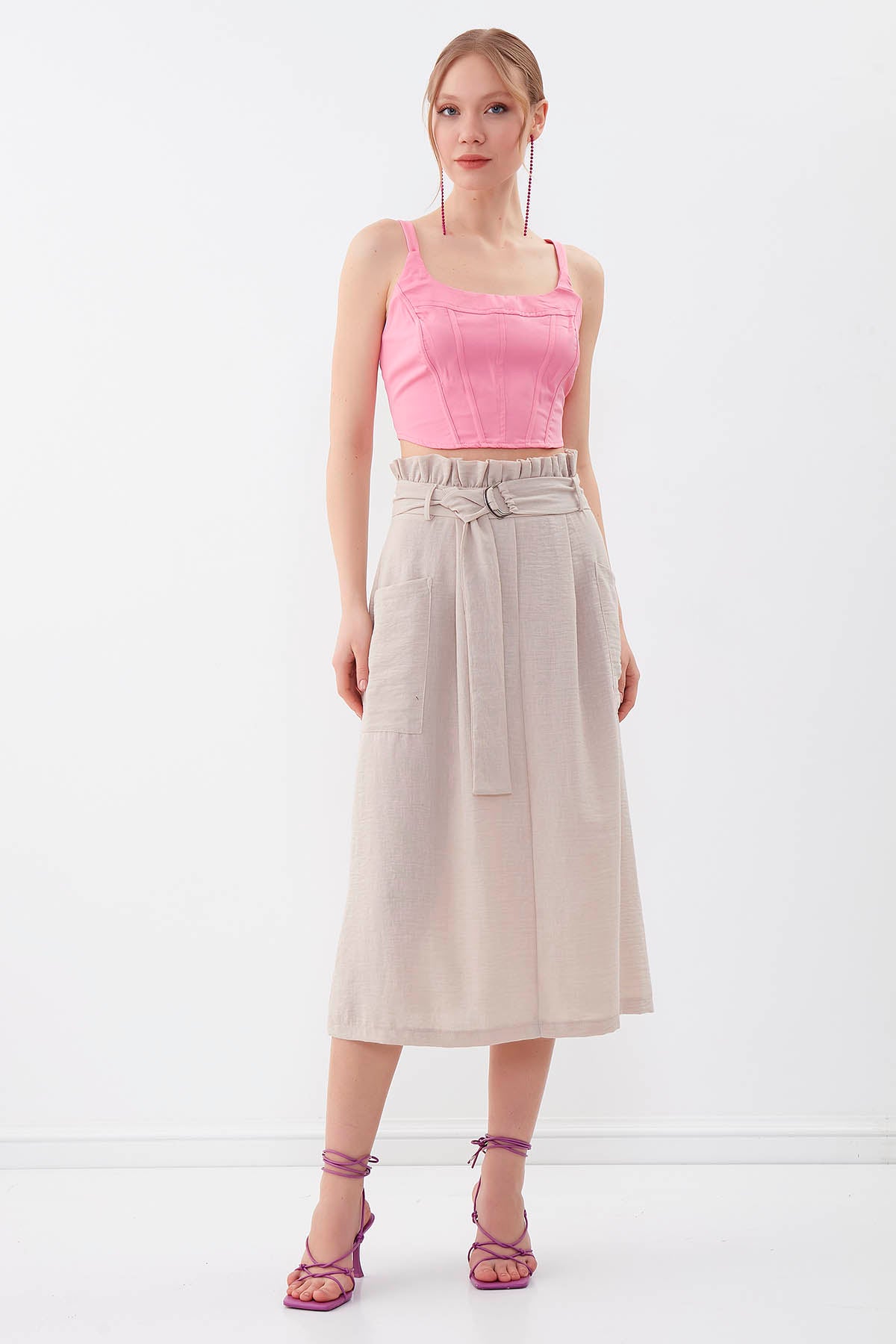 SKIRT WITH FRILLY ARCH