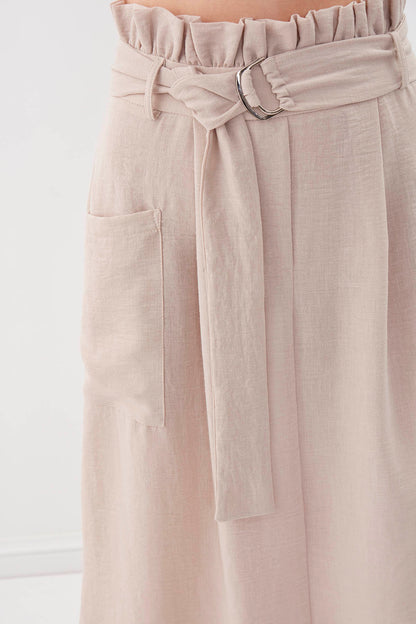SKIRT WITH FRILLY ARCH